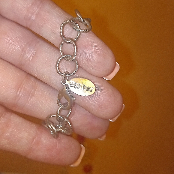 White House Black Market- EUC-RED&SILVER.CIRCLES-XTRA.LONG- NECKLACE - Picture 11 of 11